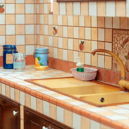 Monserrato House * カターニア