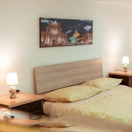 Monserrato House * カターニア