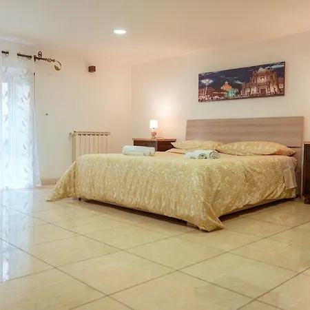 Monserrato House カターニア